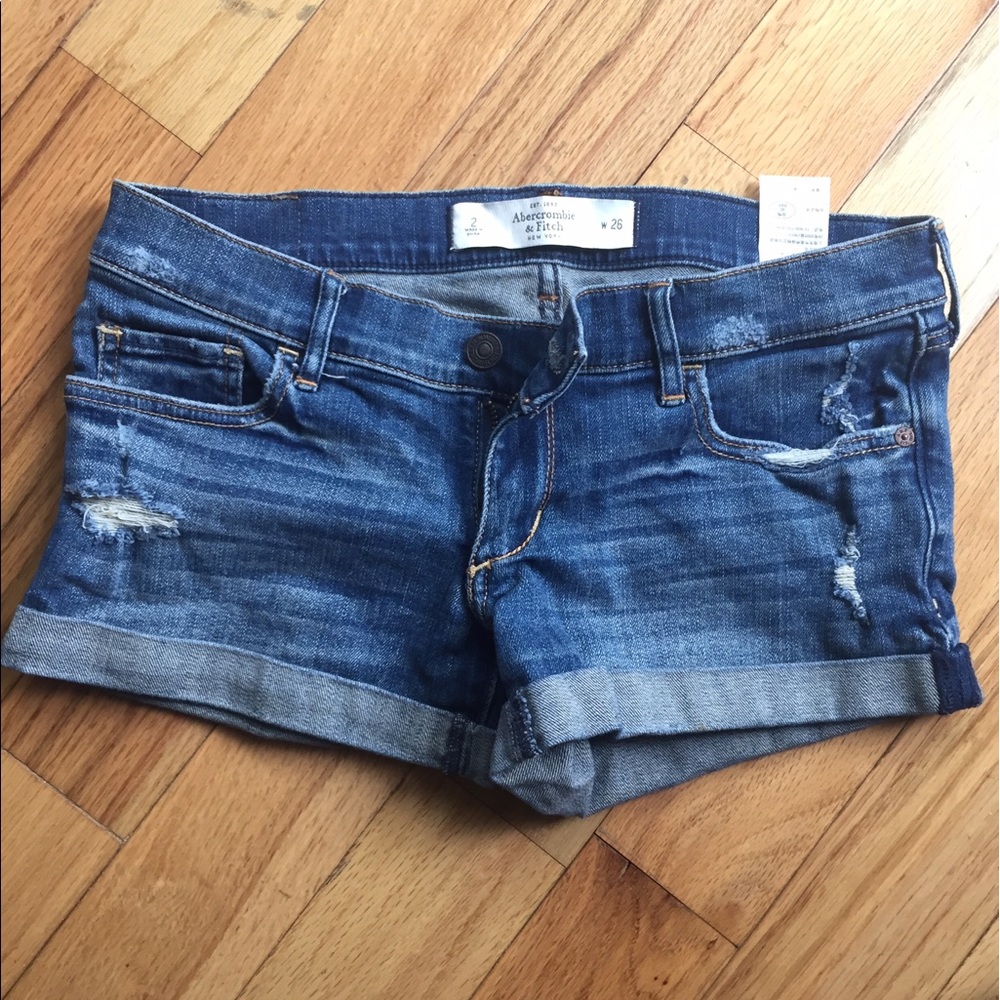 A&F distressed jeans size 25