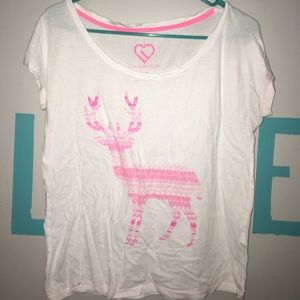 Aeropostale V-neck t-shirt