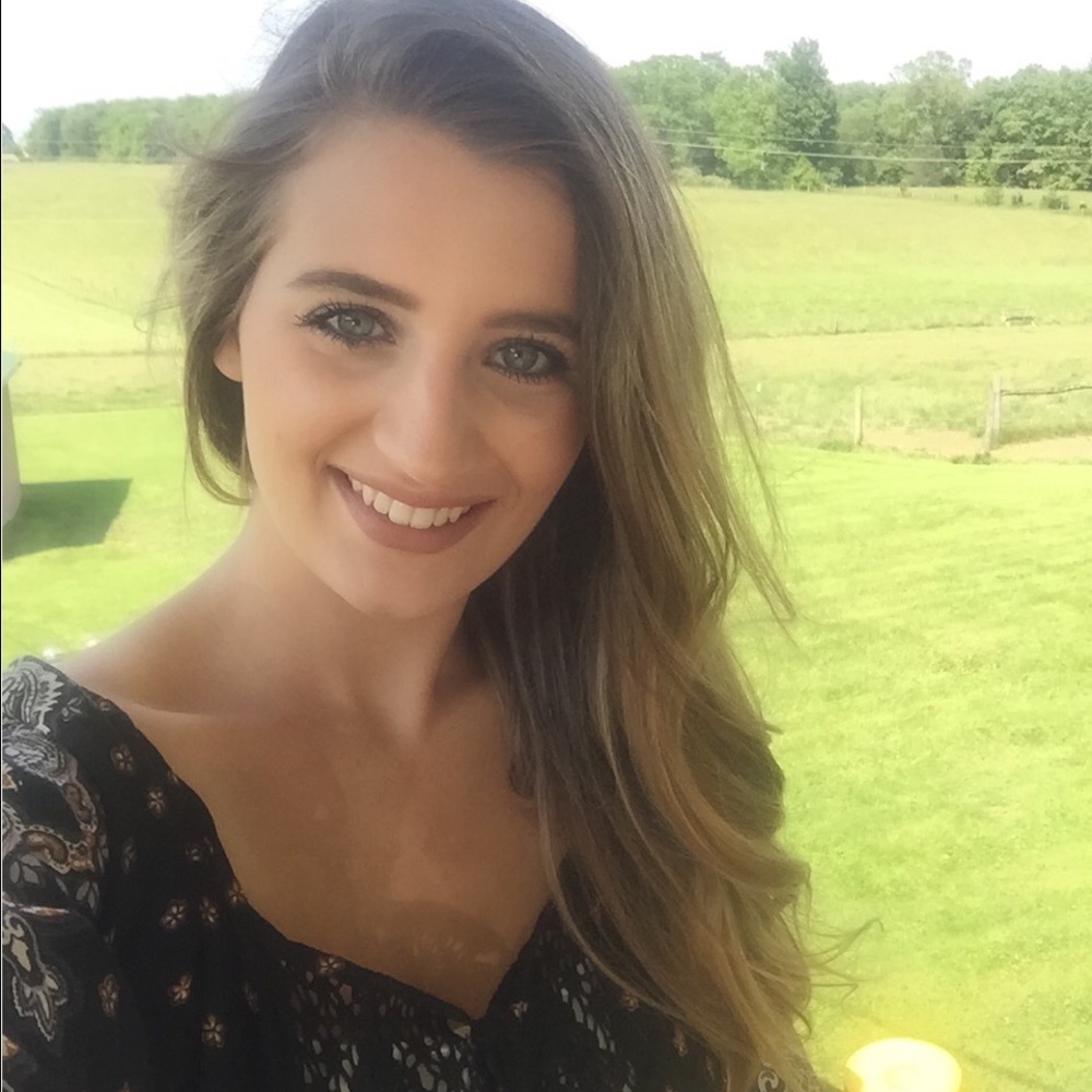 Meet your Posher, Rachel