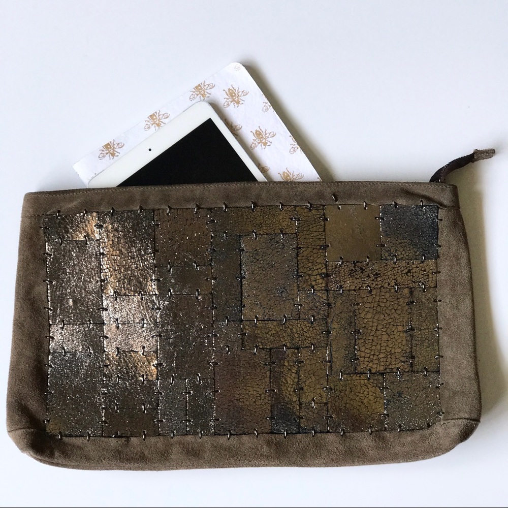 Zara handheld clutch bag FITS everything