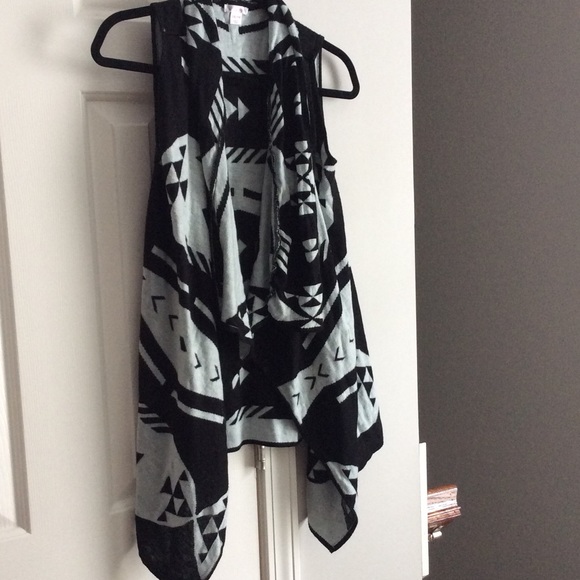 Aztec vest - Picture 1 of 1