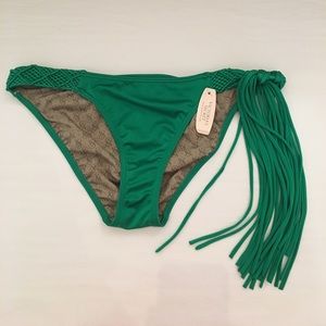 NWT Victoria's Secret Bikini Bottom. Small.