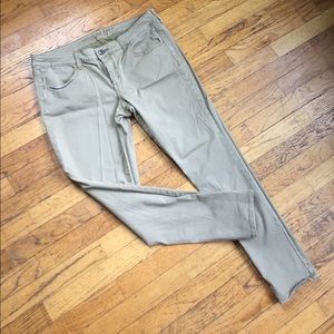 American Eagle skinny jeans