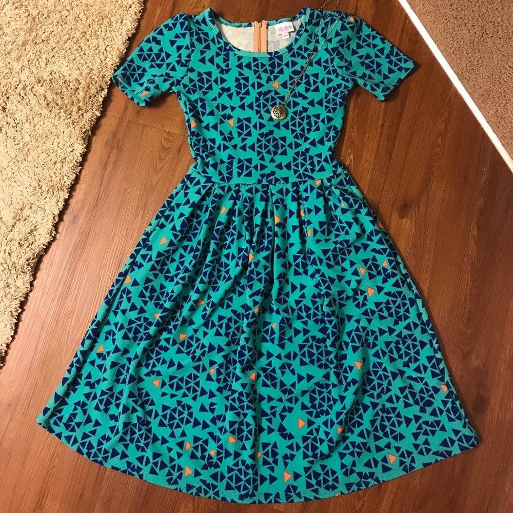 Xxs Lularoe Amelia