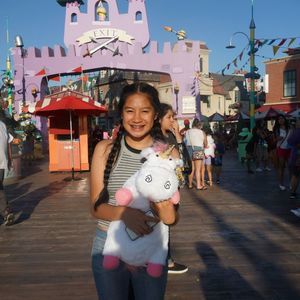 Meet your Posher, Charlize