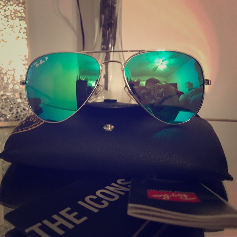 New Ray Ban aviators green polarized flash lenses