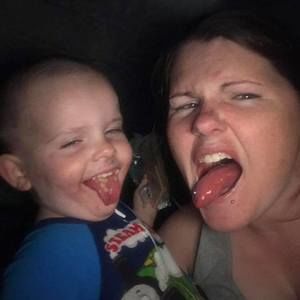 Meet your Posher, Amber