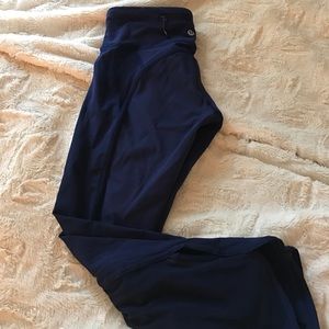 Women's lululemon luxtreme crop.