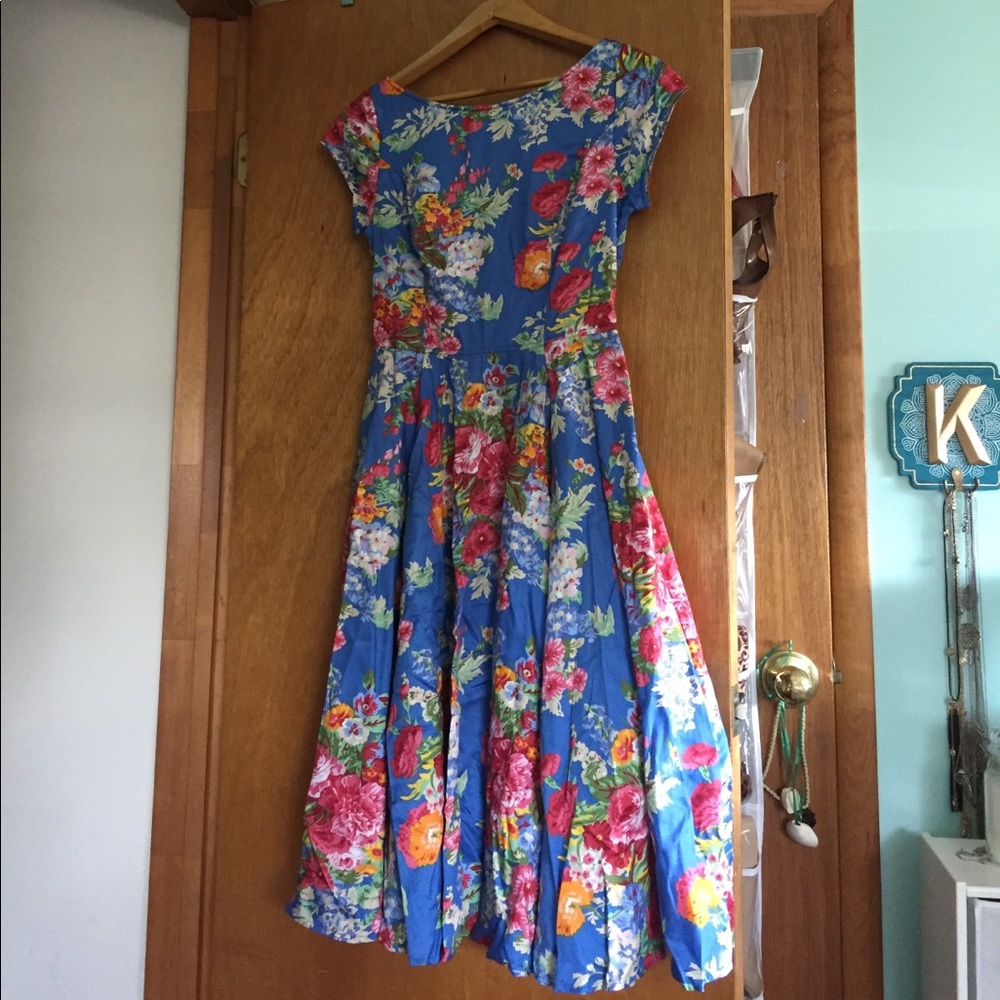 Eshakti floral dress NWOT