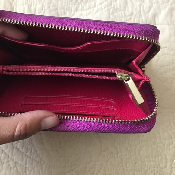 Tory burch wristlets - Picture 5 of 8