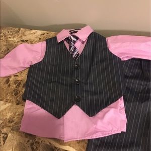 Toddler 4pc suit