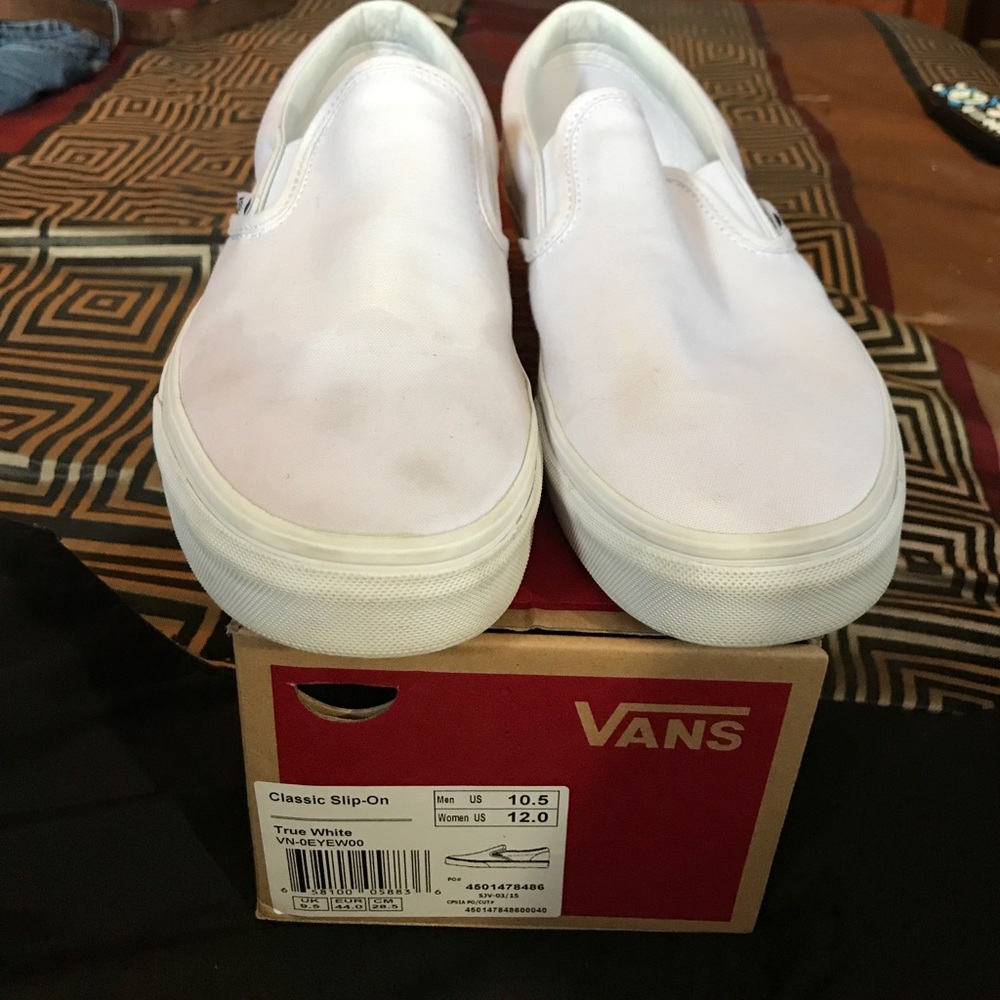 VANS TRUE WHITE CLASSIC SLIP -ON