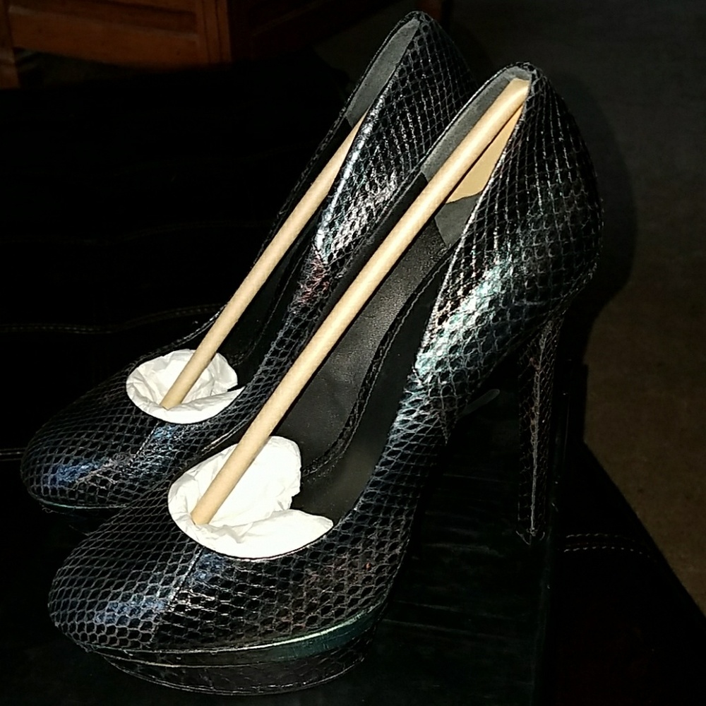 Brian Atwood BFFONTANNE platform heels size8