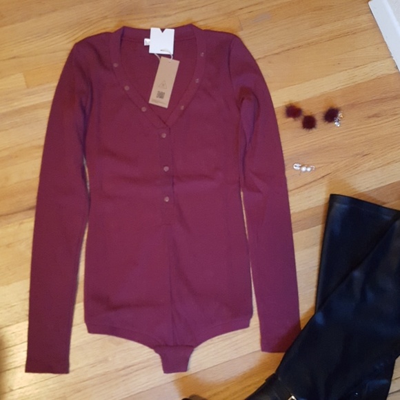 Sexy Bodycon Romper In Wine Red! - Picture 5 of 5