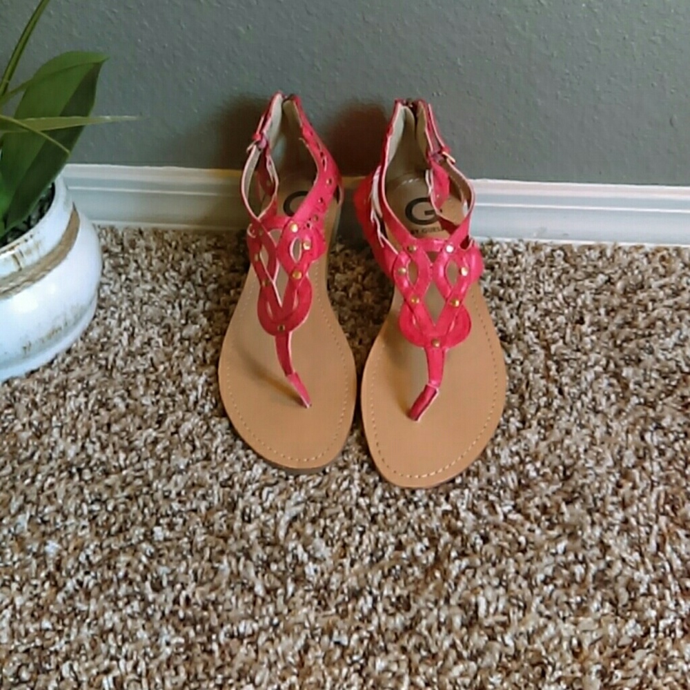 Coral Guess Sandals w/ Gold Details