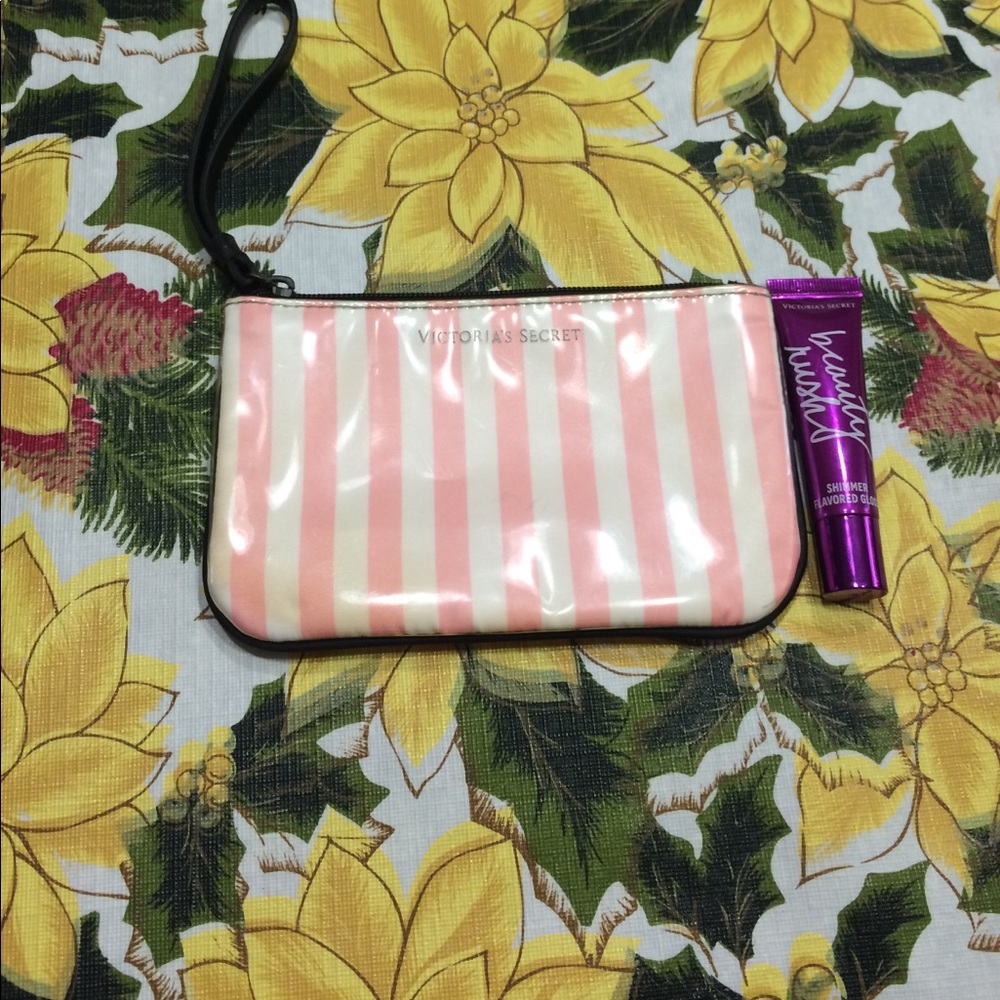 Wristlet