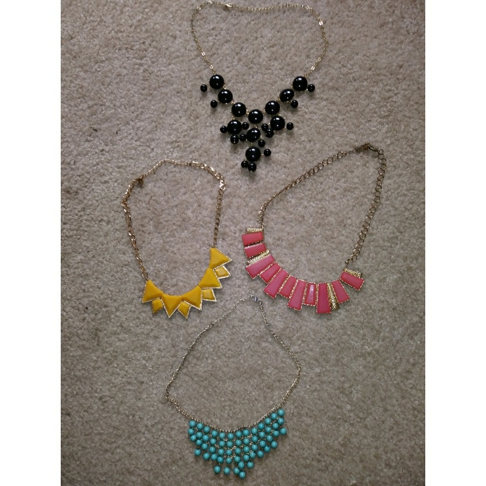 4 piece necklace set