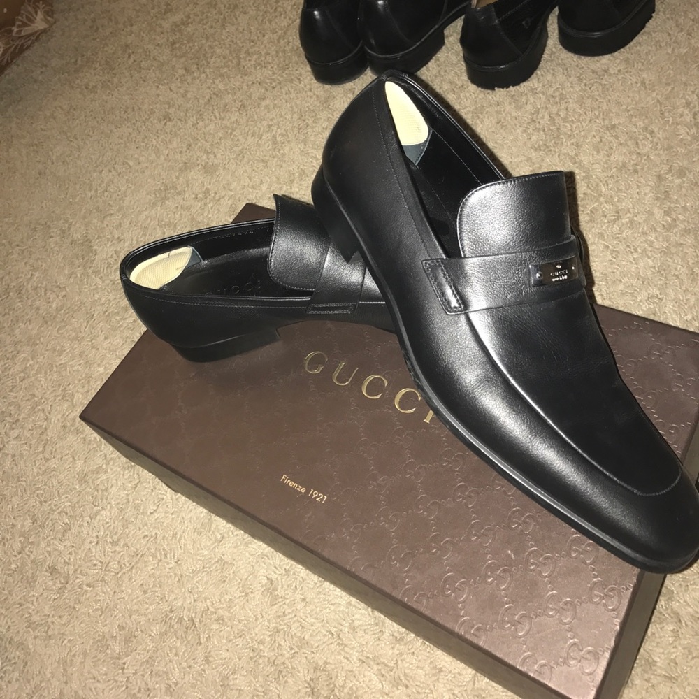 GUCCI DRESS SHOES