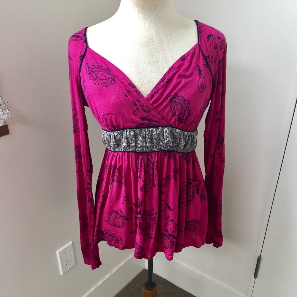 Pink Patterned V-neck Top