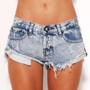 One Teaspoon Bonitas size 24 cut off denim shorts
