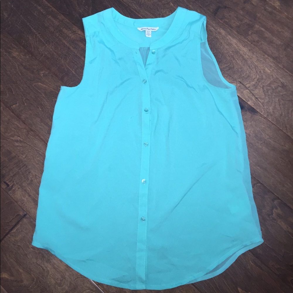 Seafoam green button down tank top American eagle