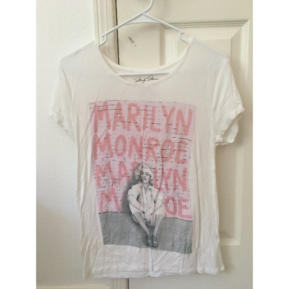 Marilyn Monroe apparel tee
