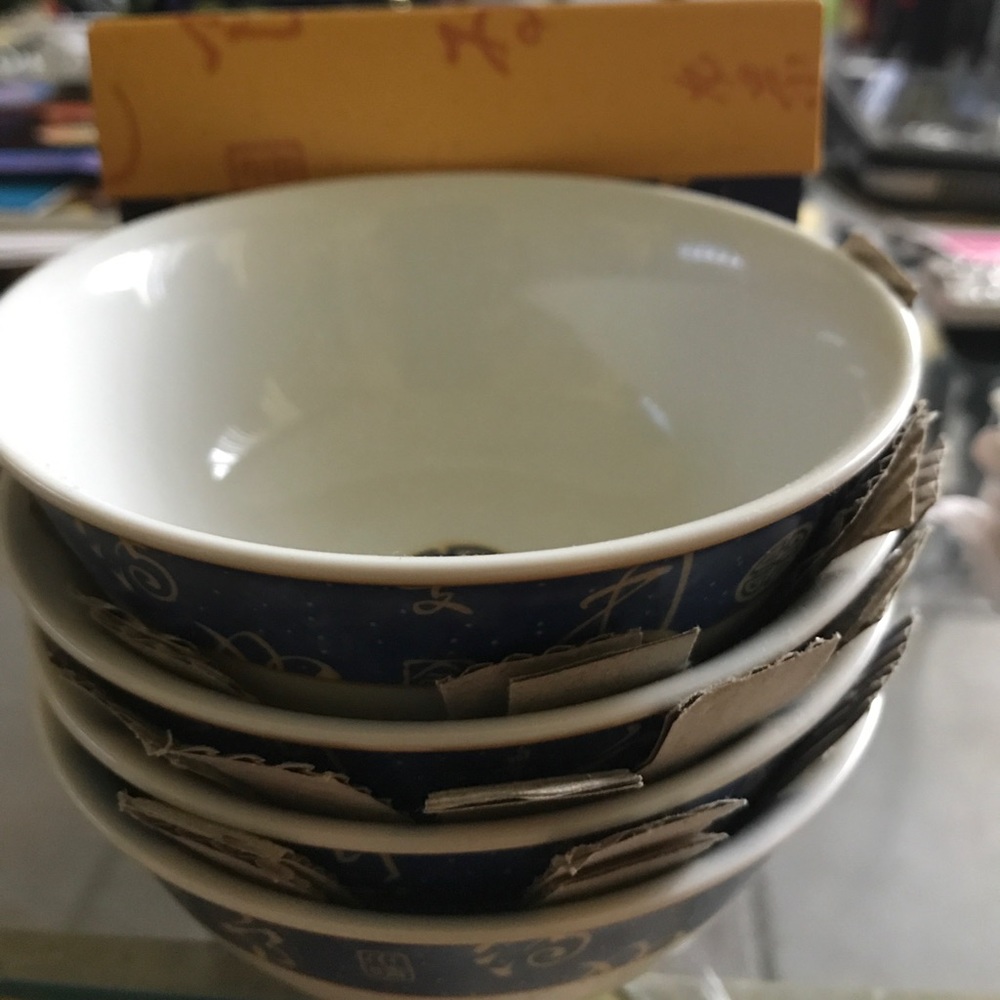 NEW 4 rice bowls