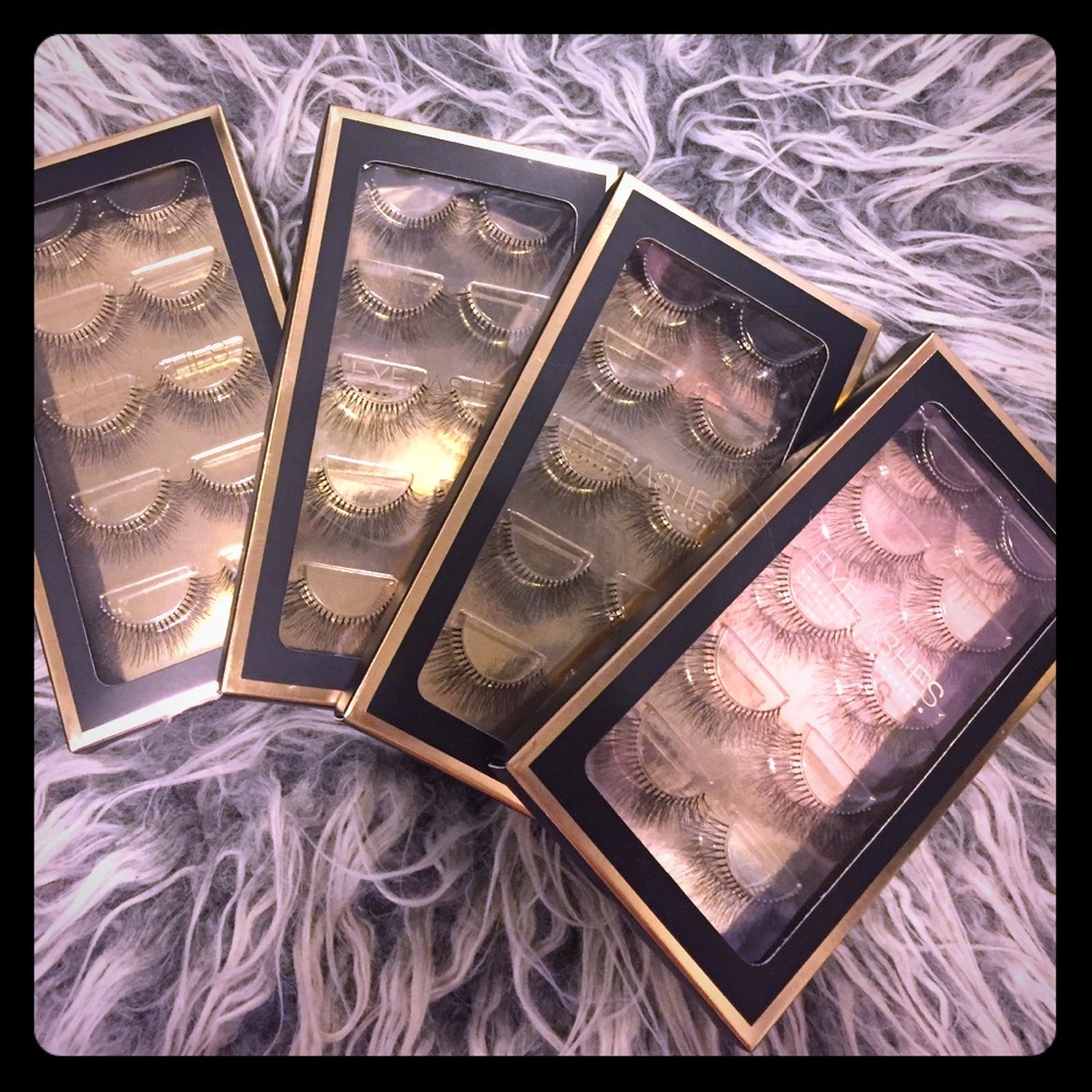 💋BRAND NEW 💋Forever21 pack of 5 lashes #48