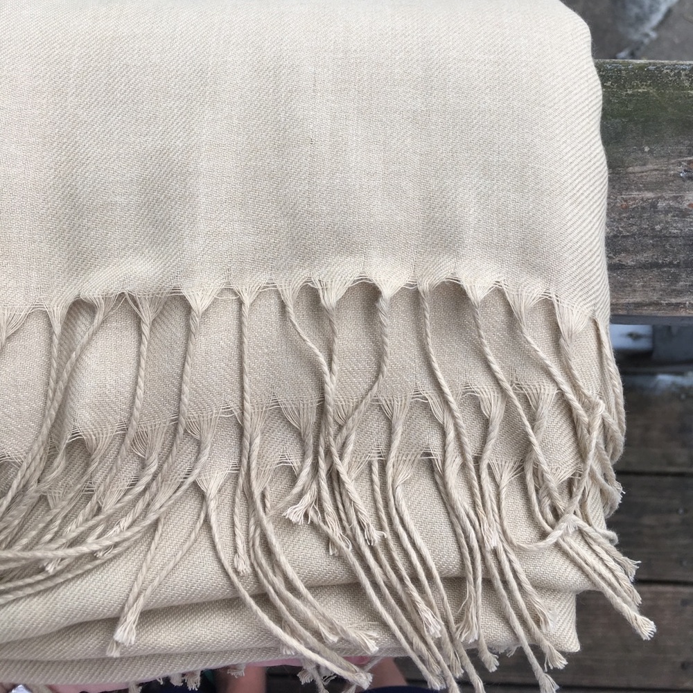 NWOT Latte colored Pashmina