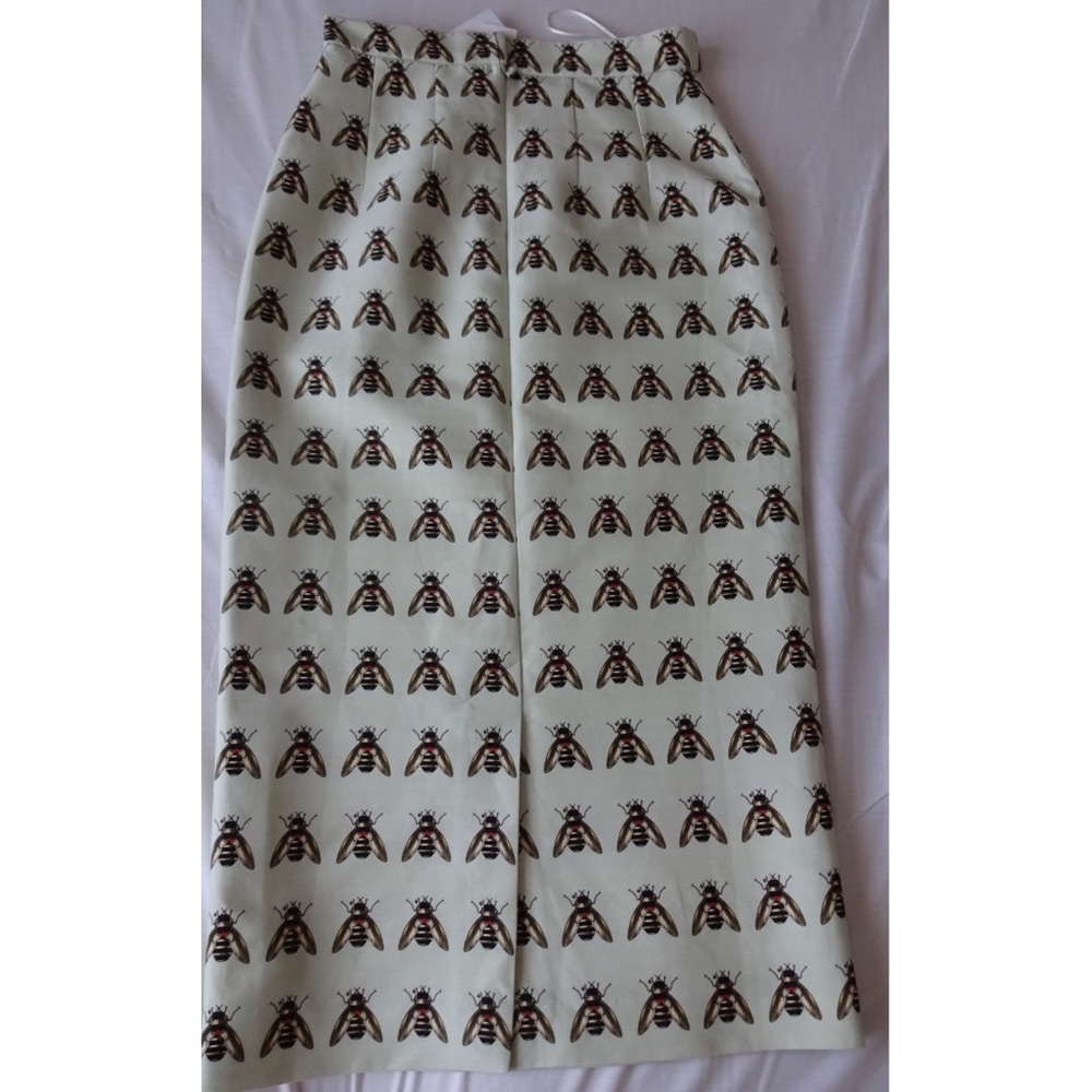 ***ISO*** Mother of Pearl Viola pencil skirt