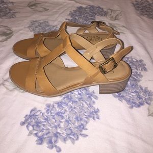Franco Sarto Sandals Size 6