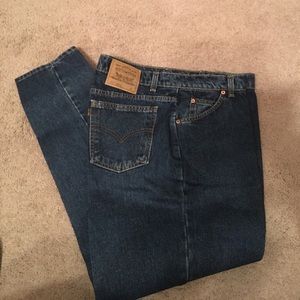 Women's Levi's Jeans 18 M excellent condition