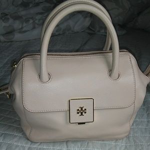 Tory burch purse