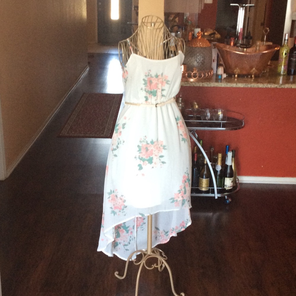 An angelic Forever 21 dress 🦄😇