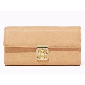 Tan Wallet