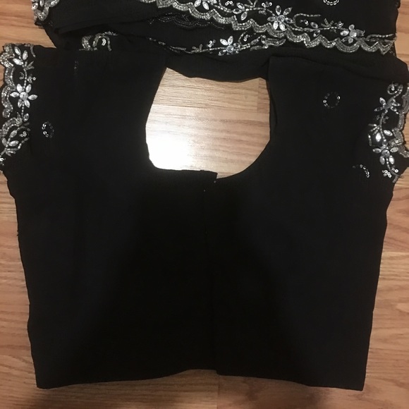 Black sari - Picture 2 of 3