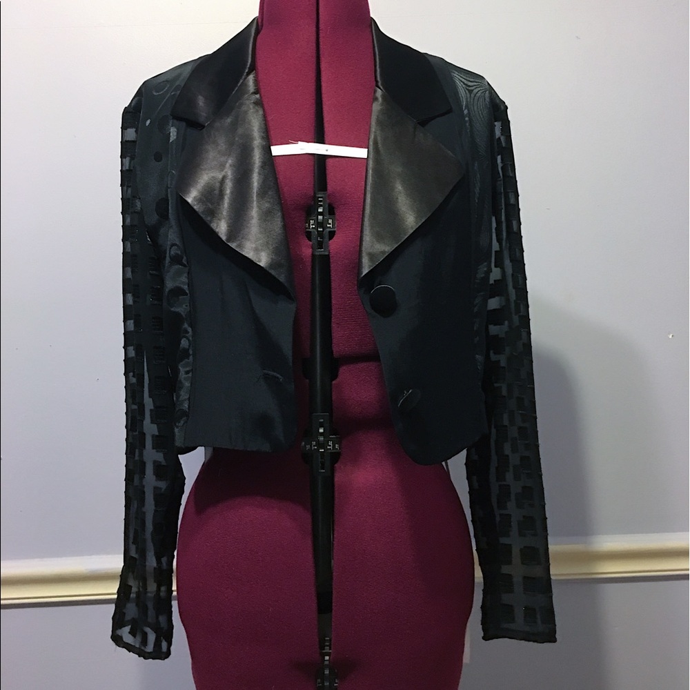 🔳VINATGE🔲 Cropped Blazer with illusion sleeves