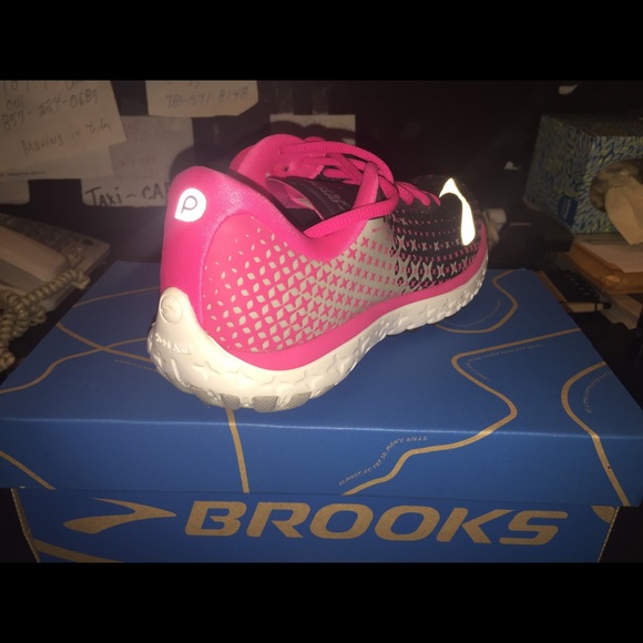 BROOKS-Pureflow 5 running shoe - Picture 3 of 3