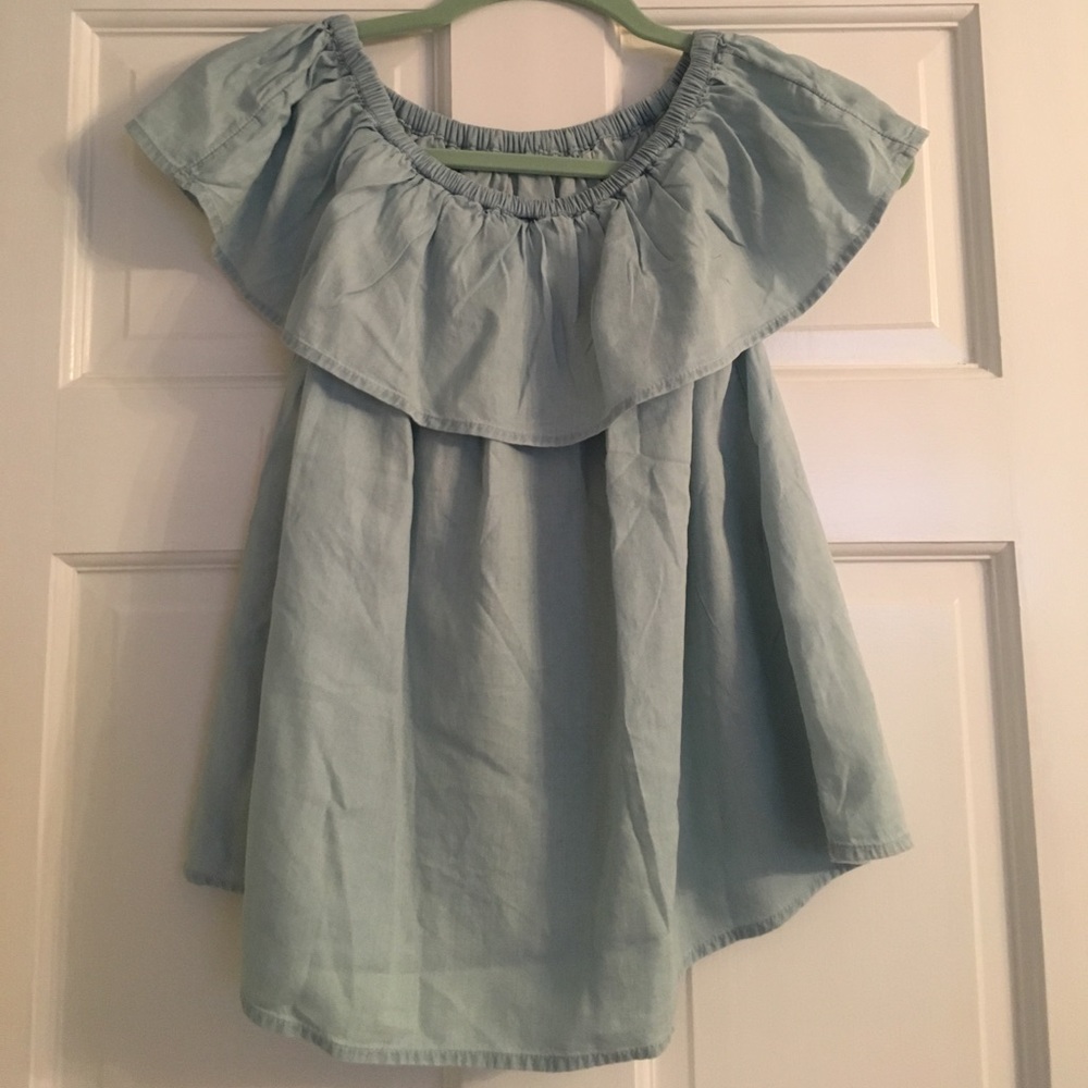 Off shoulder chambray shirt