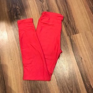 Red TC lularoe leggings