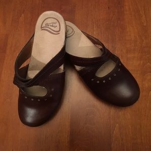 Dansko Susana Clog, size 38, worn once.