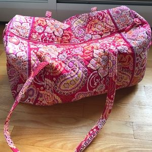 large Vera Bradley duffle bag paisley print