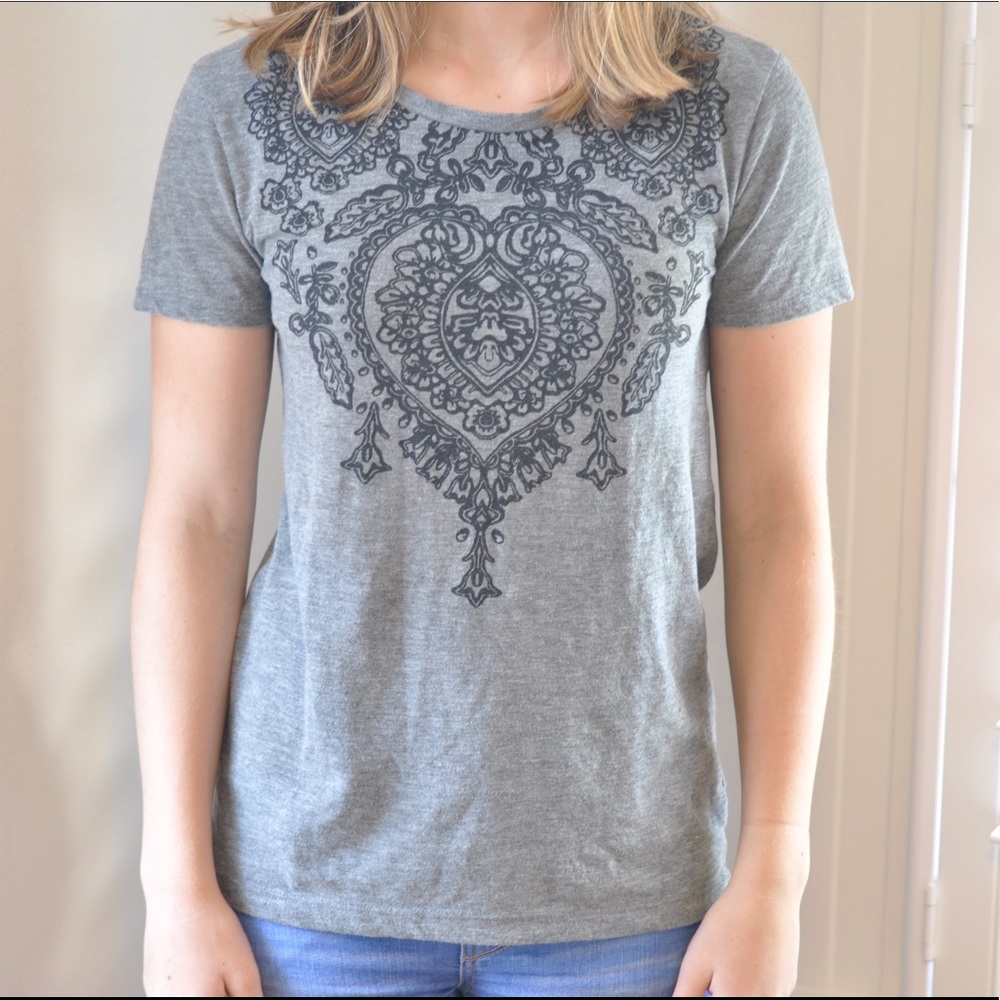 PRICE DROP‼️ {Bethany Mota} Gray T-shirt