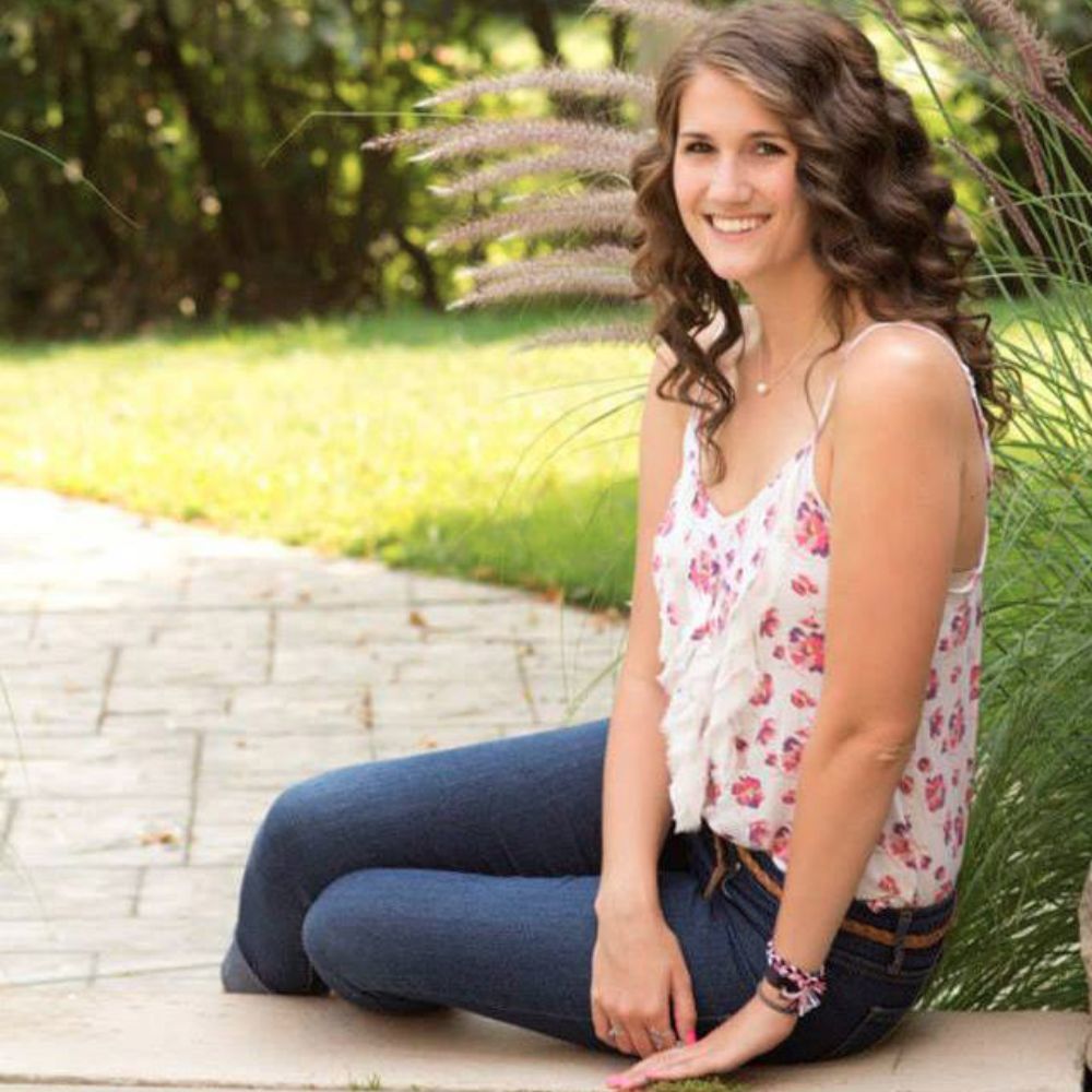 Meet your Posher, Emma