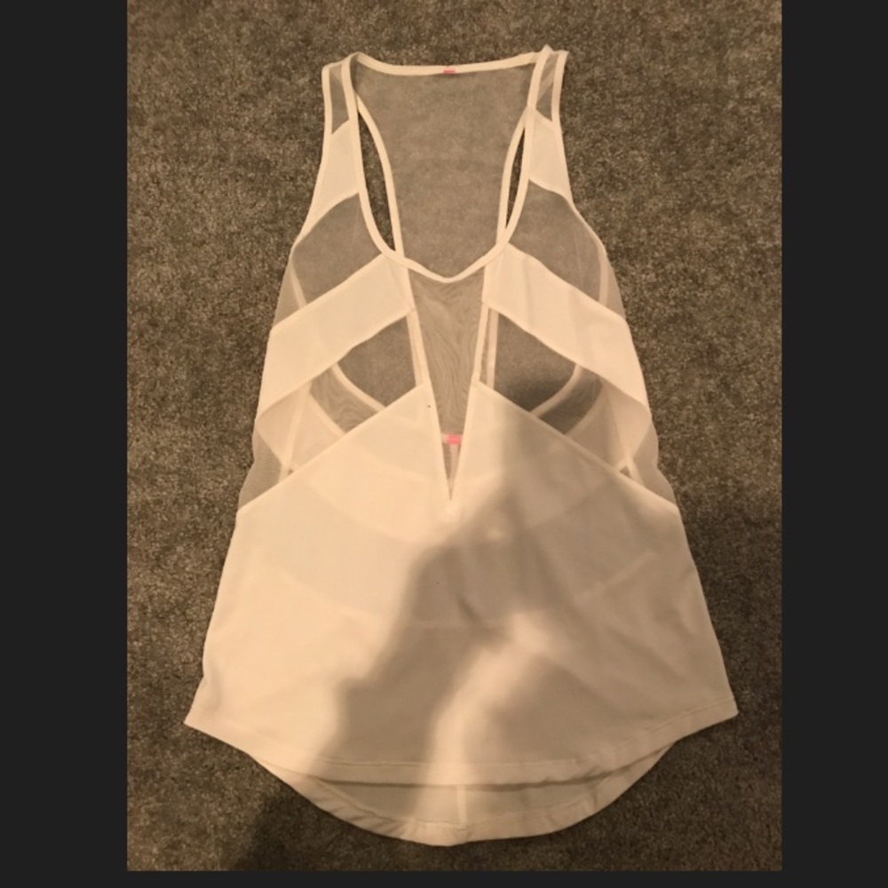 Lululemon tank top