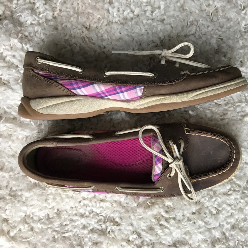 Sperry boat shoes size 7.5