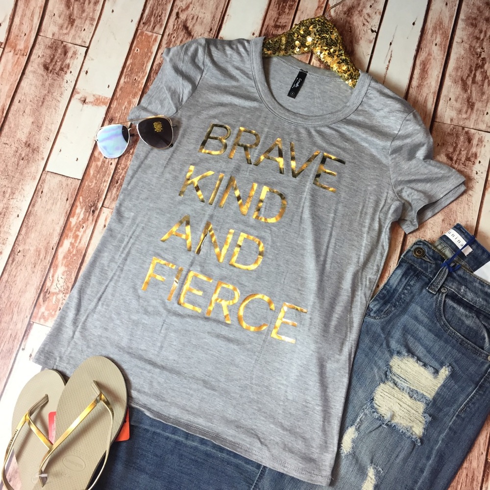 ❗️Last 3! S-L Brave kind & fierce tee - Picture 3 of 4