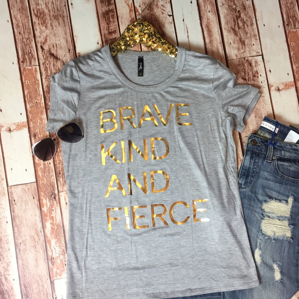 ❗️Last 3! S-L Brave kind & fierce tee - Picture 2 of 4