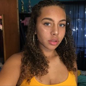 Meet your Posher, Kyra