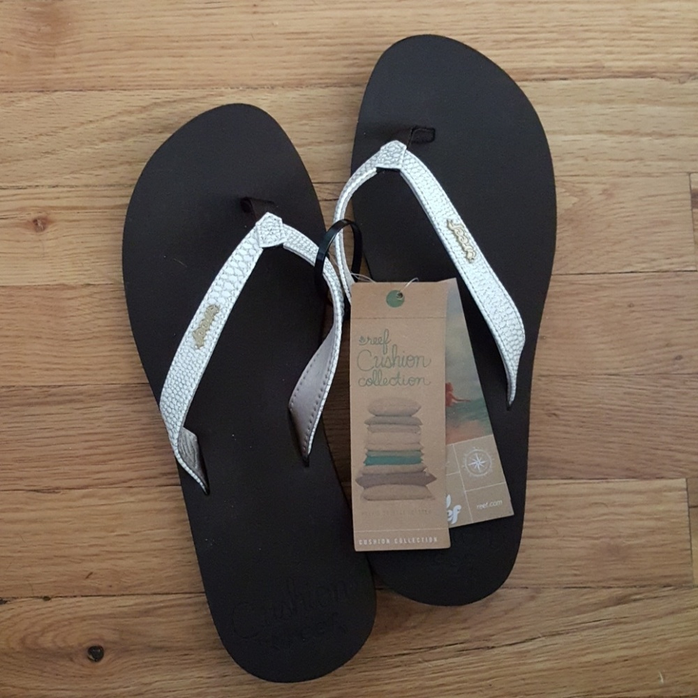 Women's Reef size 10 Flip Flops